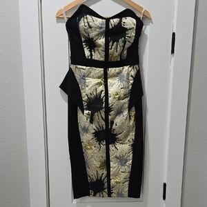 Chic Strapless Black and Gold Dress